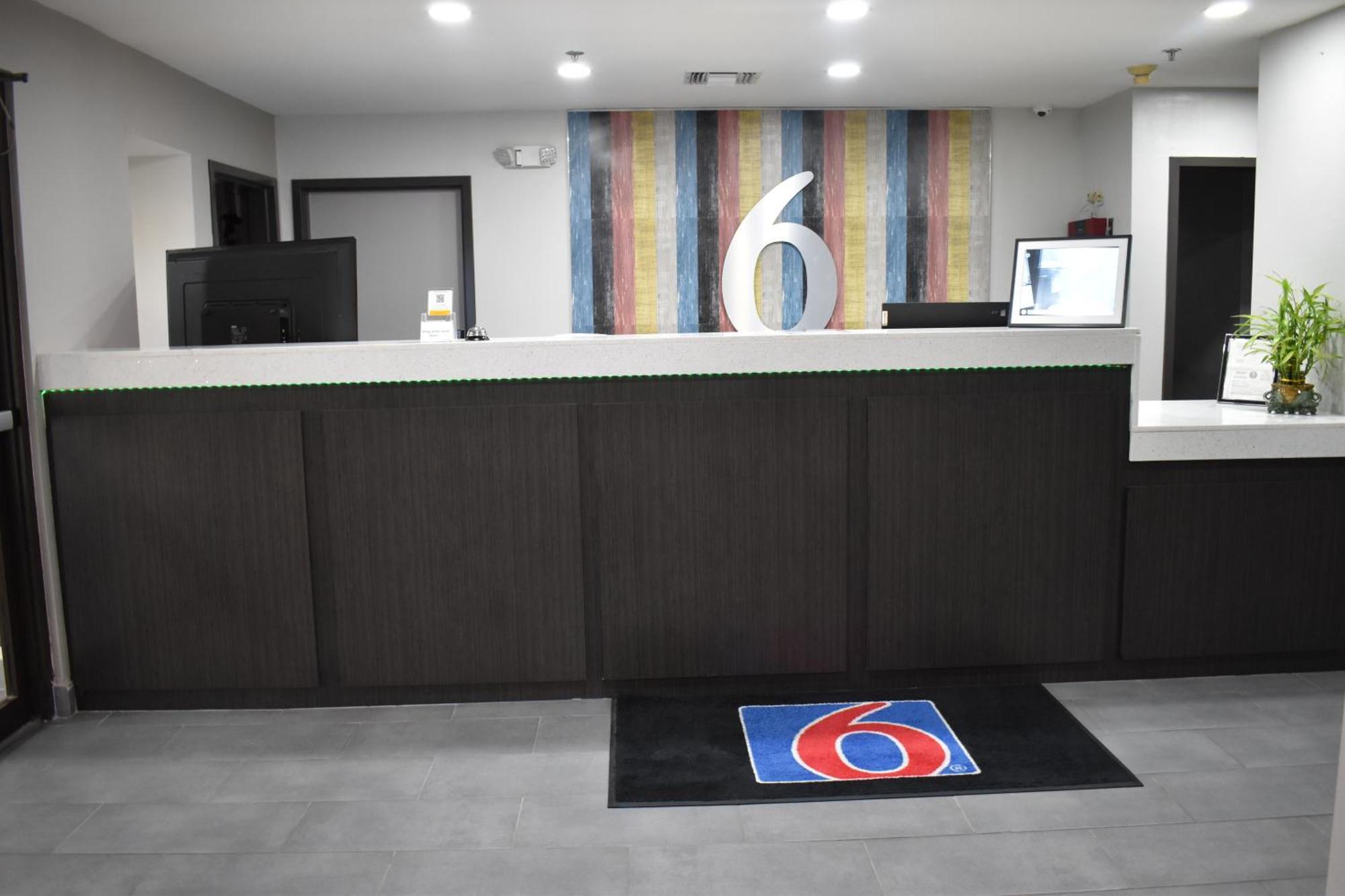 Motel 6-Brenham, Tx ภายนอก รูปภาพ