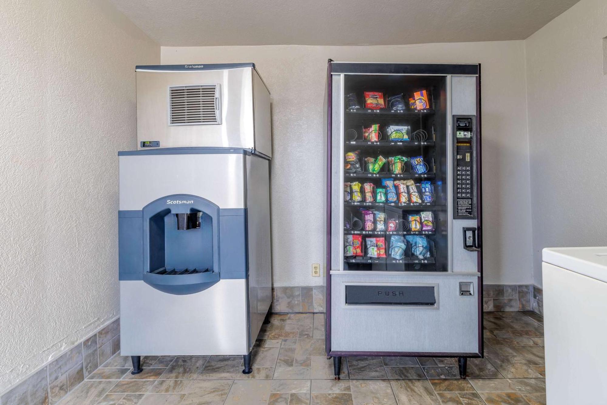 Motel 6-Brenham, Tx ภายนอก รูปภาพ